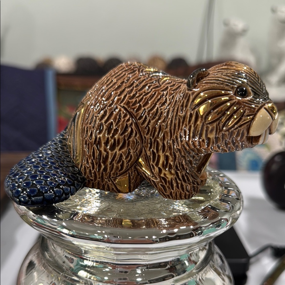 DeRosa Collections Montevideo Rinconada ~ Anniversary Beaver
